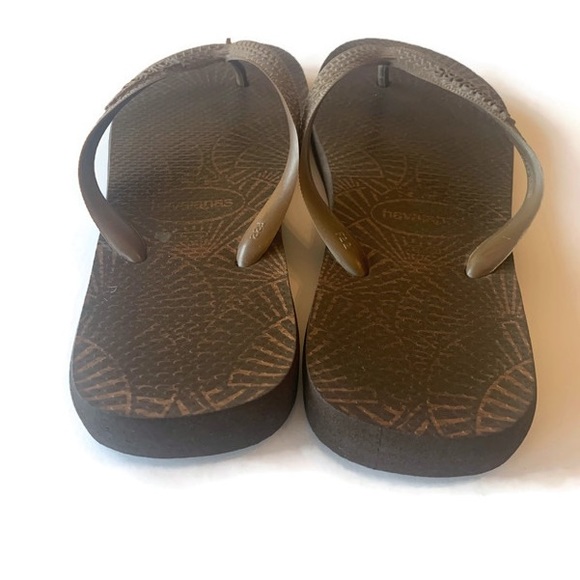Havianas Brown Flip Flops SIZE 9/10 - Picture 8 of 8